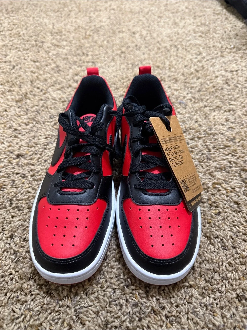 Nike Kids Red and Black Low-Top Sneakers with White Sole